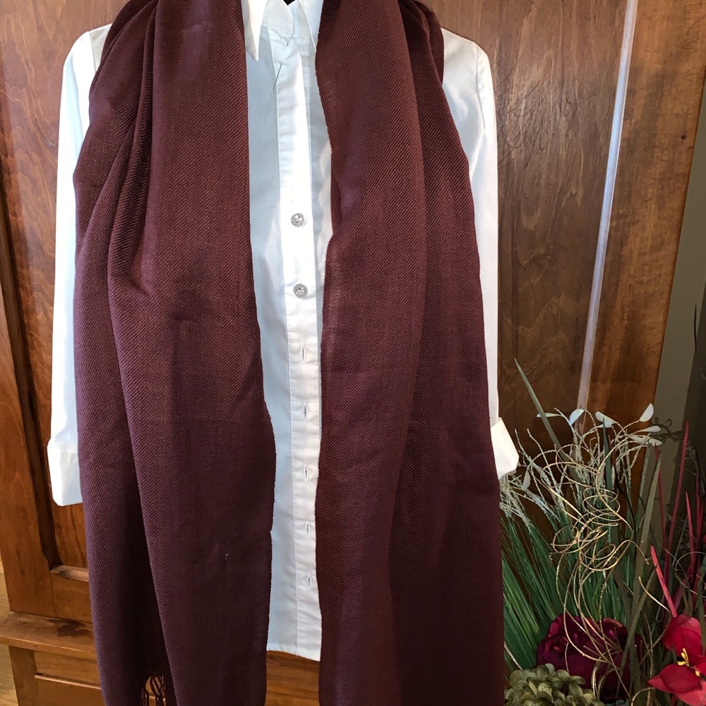 Scarf - Picture 3 of 5